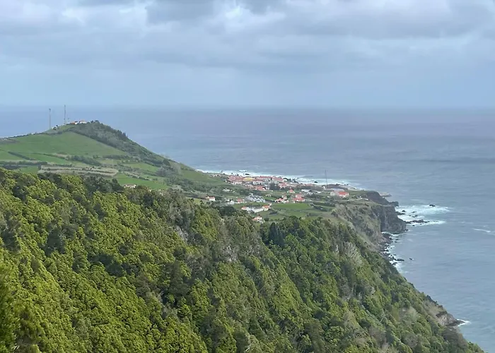 A Quinta Flores- Casa Do Miradouro בית נופש